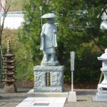 弘法大師の像です。